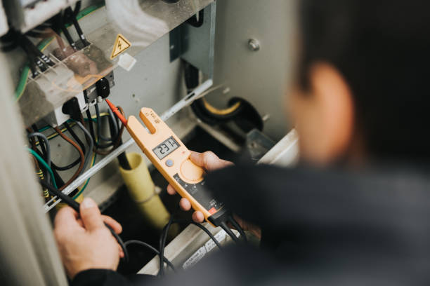 Best Affordable Emergency Electrician  in Johnson City, KS